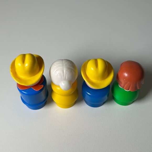 Vintage 80s Fisher Price Little People Play Family Farm #915 Replacements - Picture 4 of 16